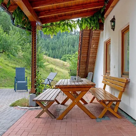 Lägenhet Holzbildhauer