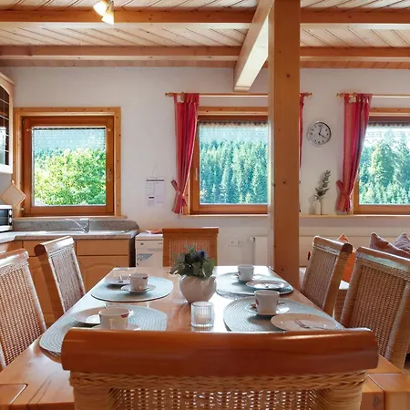 Holzbildhauer Appartement Triberg im Schwarzwald