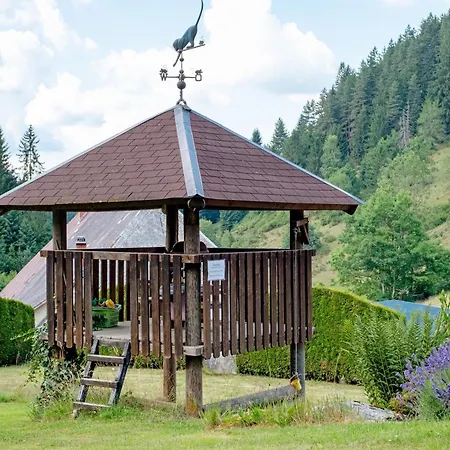 Holzbildhauer Lägenhet